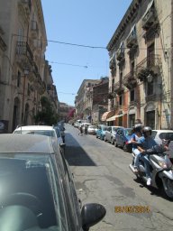 Lundi 26 Catane