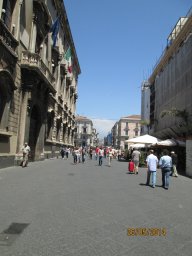 Lundi 26 Catane