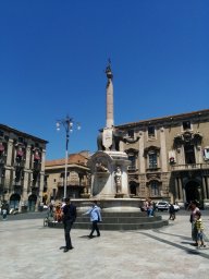 Lundi 26 Catane