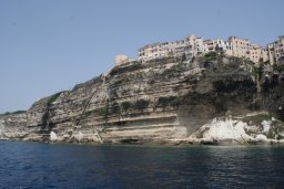on reste bouche "baie" à Bonifacio